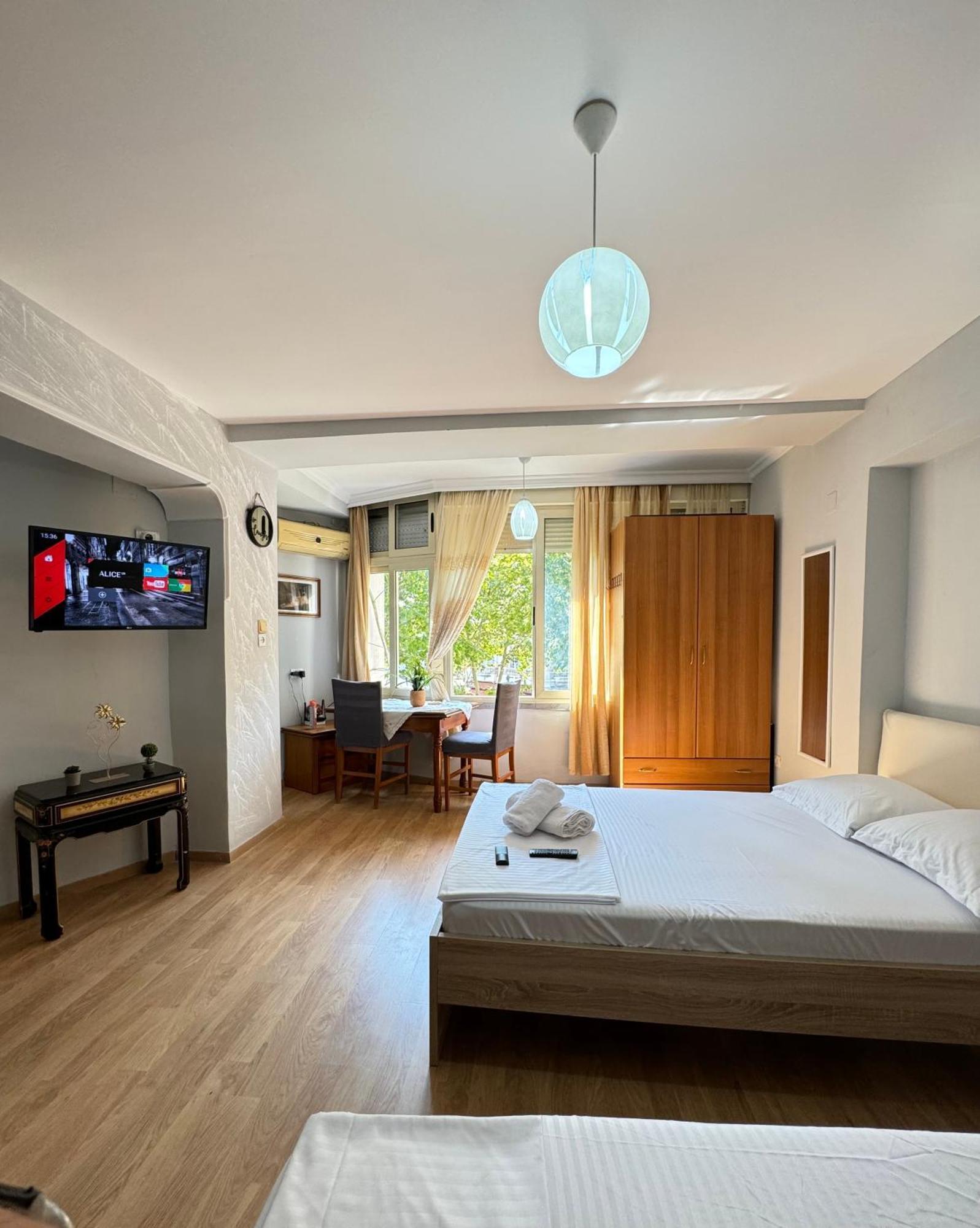 Tirana Centre Lions Gate 9 Apartment Dış mekan fotoğraf